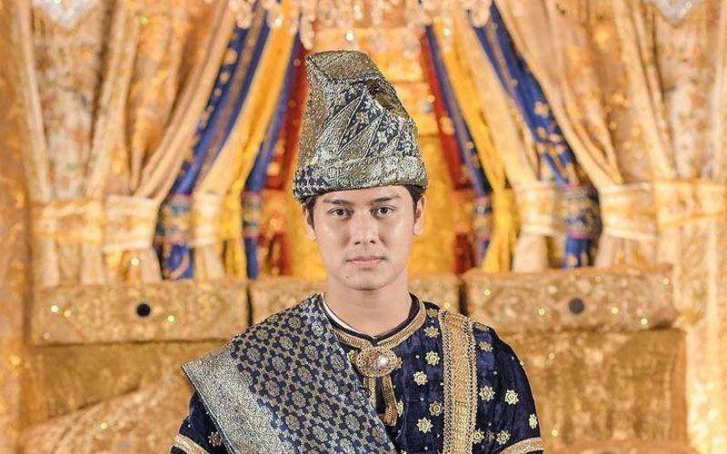 Rizky adat (Instagram.com/rizkybillar)