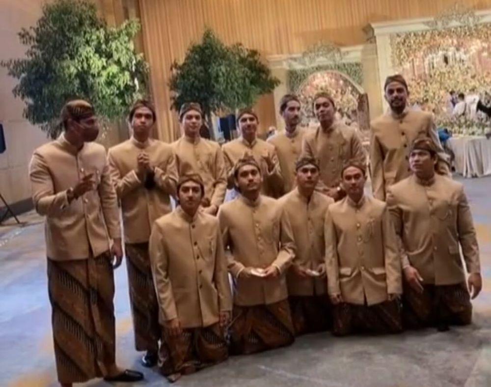 9 Keseruan Groomsmen di Pernikahan Rizky Billar dan Lesti Kejora