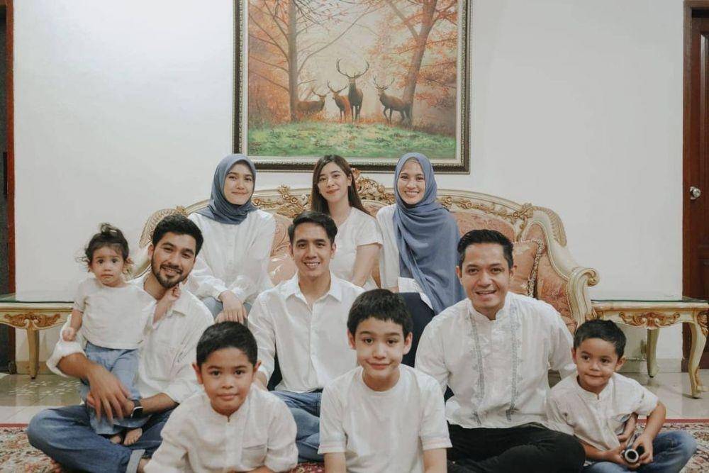 Alyssa Soebandono dan saudara (instagram.com/dude2harlino)