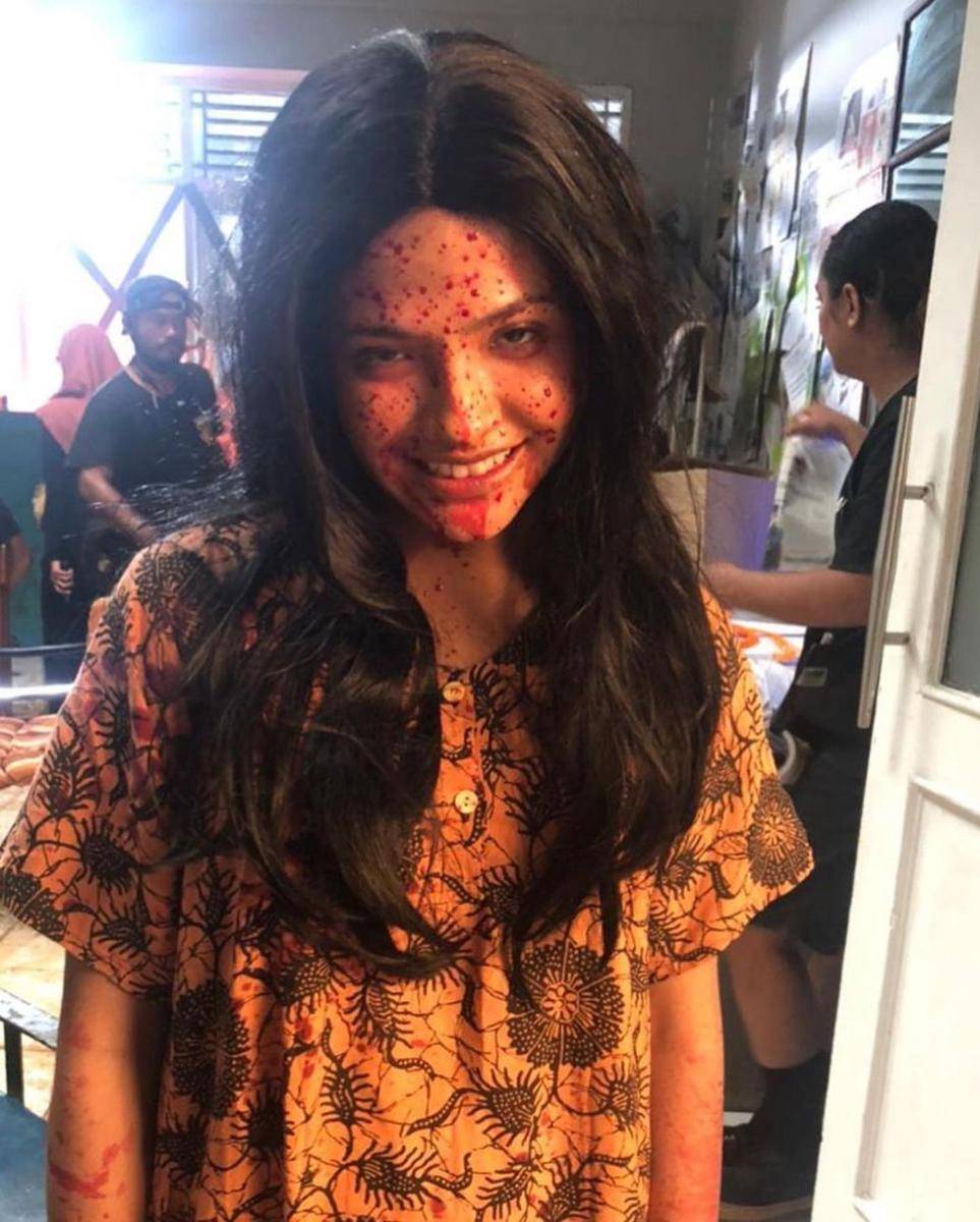 Sara Fajira dalam film Balada Sepasang Kekasih Gila (instagram.com/sarafajira)
