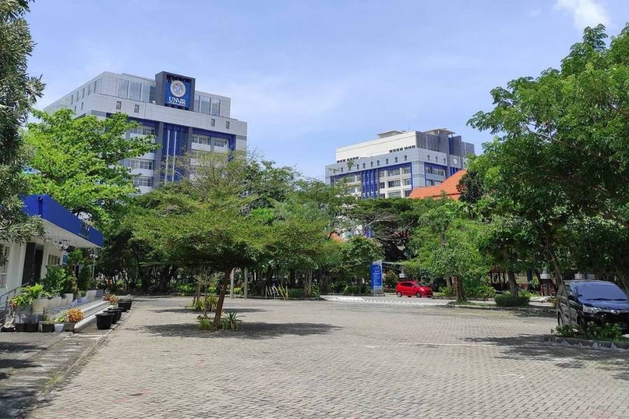 Teknik Robotika dan Kecerdasan Buatan, Universitas Airlangga (instagram.com/univ_airlangga)