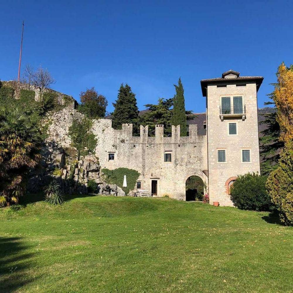 potret Castrum di Serravalle (instagram.com/paola.gabbana)