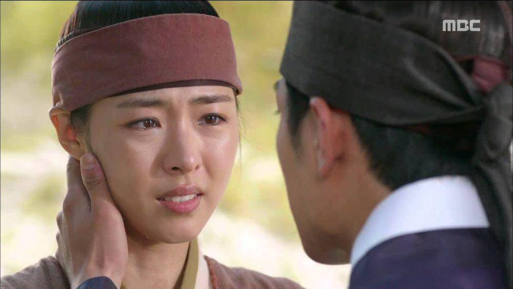 Princess Jung Myung - Lee Yeon Hee (dok. MBC/Splendid Politics via youtube)