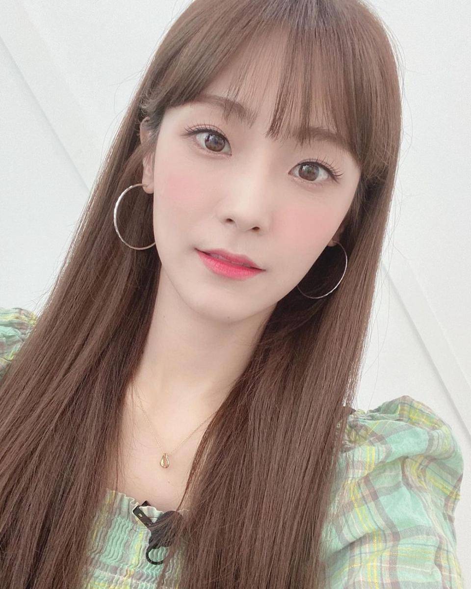 Soyul eks CRAYON POP (instagram.com/sssssssoyul)