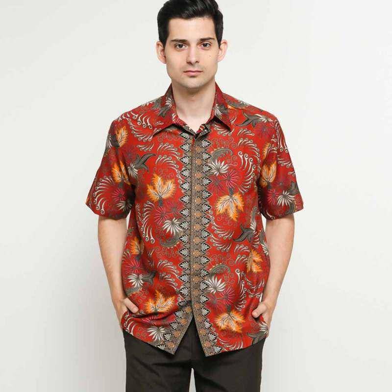 Ilustrasi batik motif bunga (blibli.com)