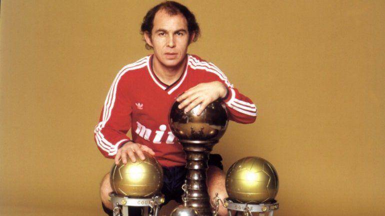 potret Ricardo Bochini (colgadosporelfutbol.com)