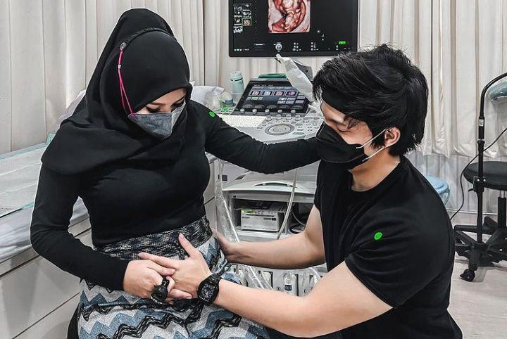 Hamil 4 Bulan, 9 Potret Aurel dan Atta Halilintar yang Kian Mesra