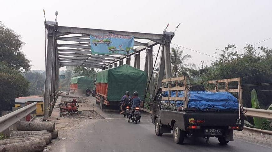 Catat! Ini Rekayasa Lalu Lintas Perbaikan Jembatan Way Rarem Lampura