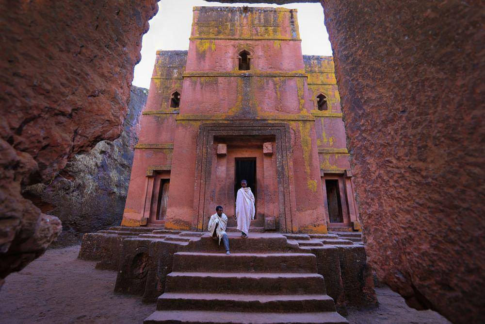 Gereja St. George, situs UNESCO terunik di Lalibela, Ethiopia, yang jatuh ke tangan pemberontak Tigray awal Agustus ini (unsplash.com/mulugeta wolde)