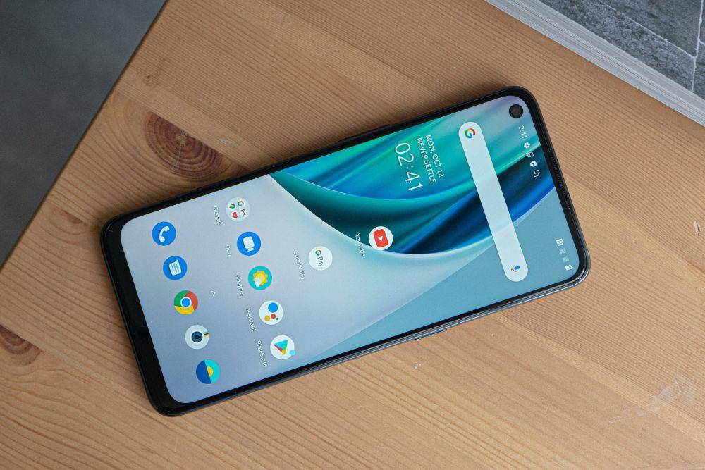 OnePlus Nord N10 5G (gadgetpage.in)