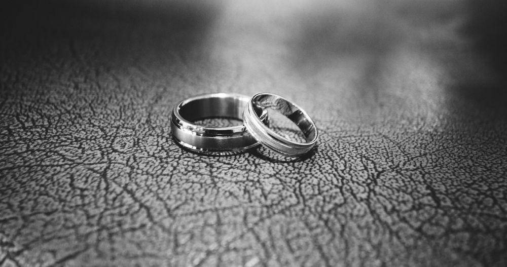 ilustrasi mahar cincin (pexels.com/megapixelstock)