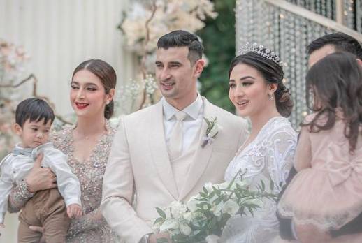 Nabila dan Ali Syakieb (instagram.com/alisyakieb)