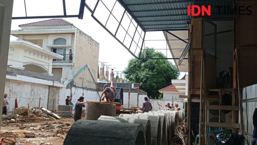Situasi Pengerjaan Renovasi Rumah Dinas Ketua DPRD Sumbar. IDN Times/Andri NH