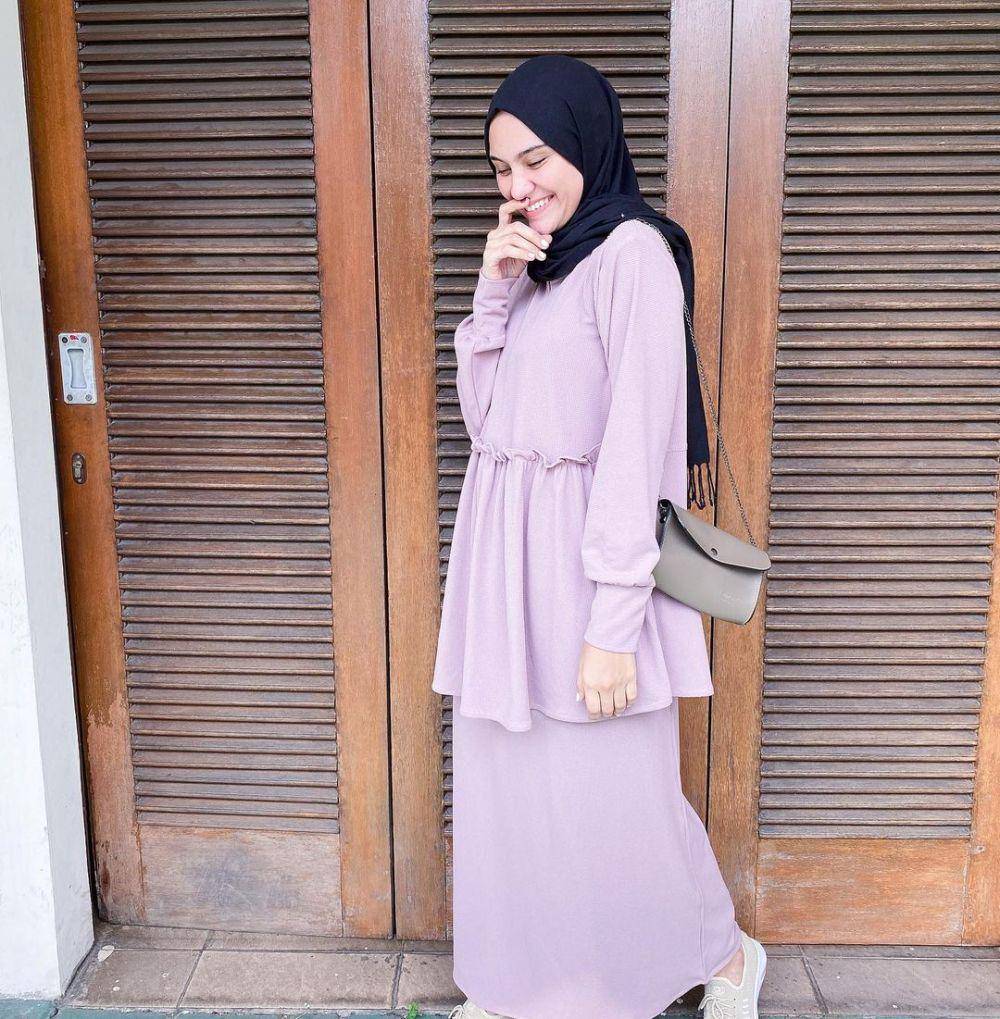 potret Zee Zee Shahab (instagram.com/zeezeeshahab)