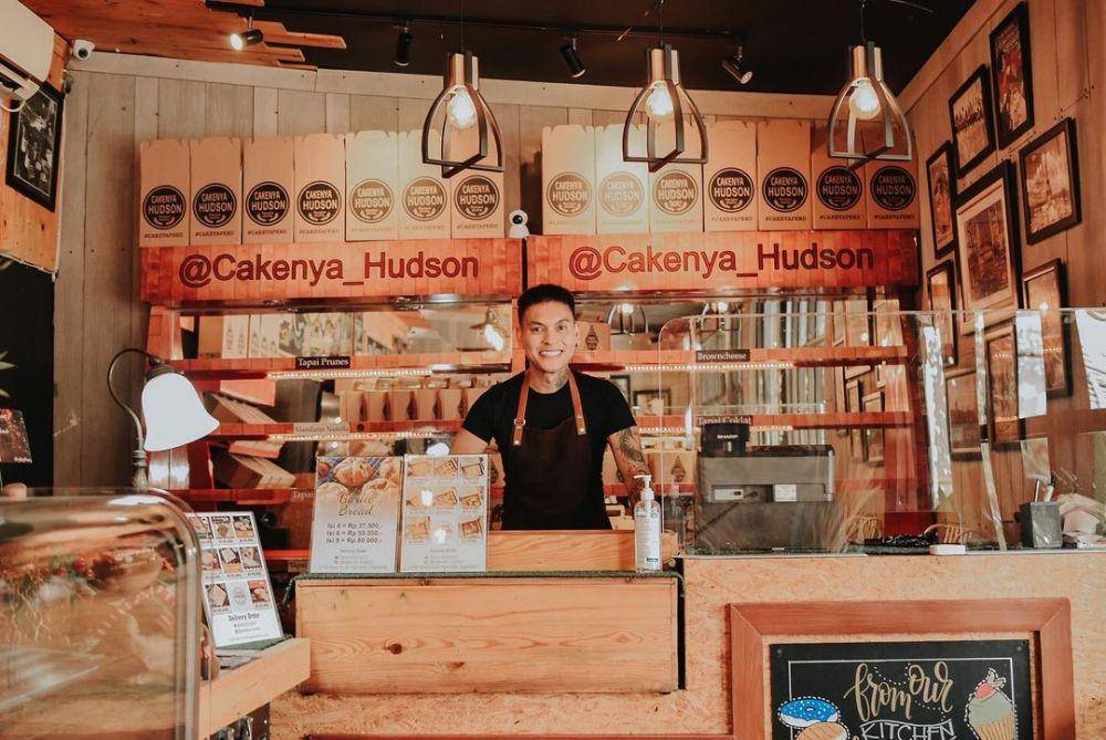 Hudson IMB (instagram.com/hudson_prananjaya)