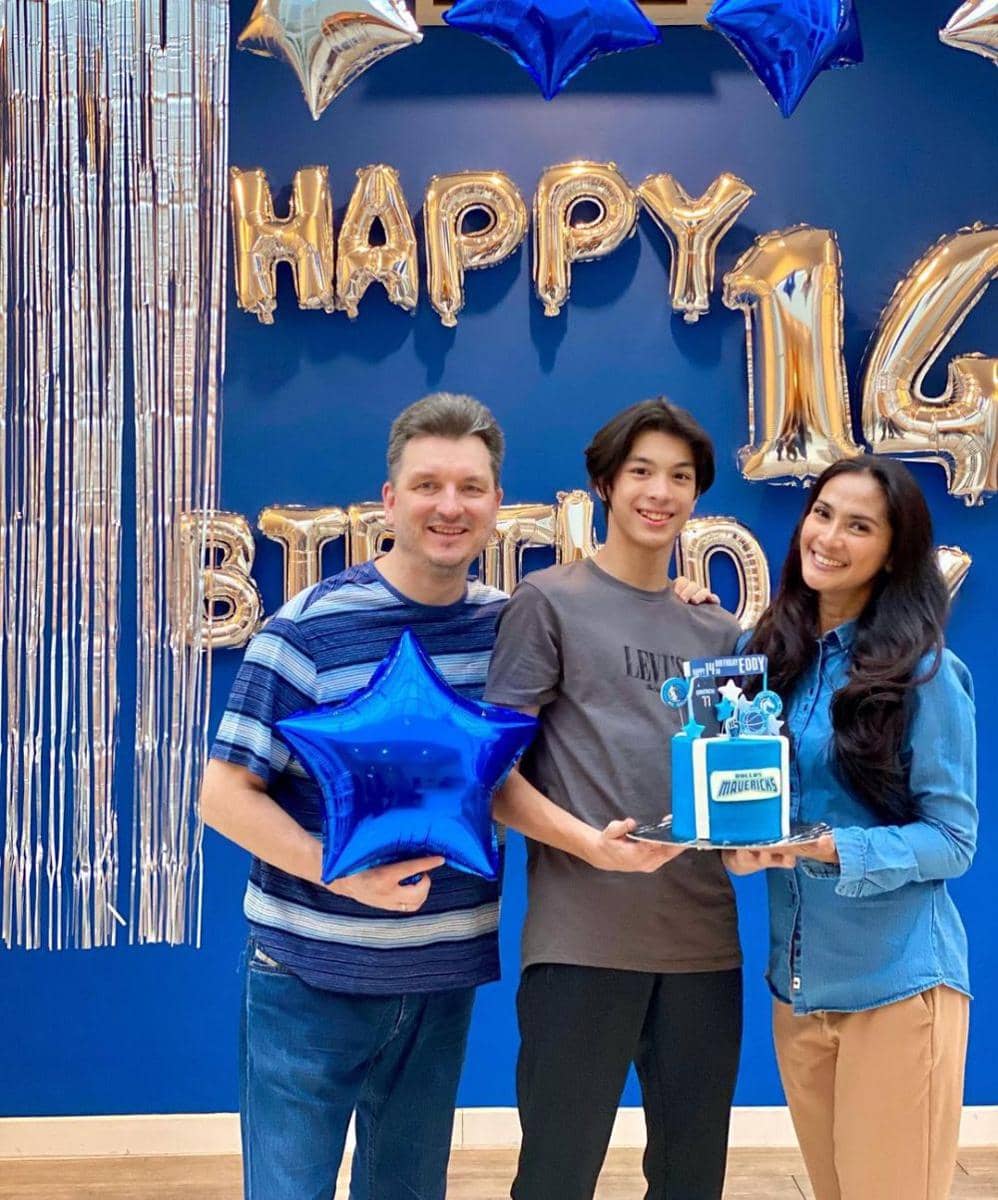 potret keluarga kecil Maudy Koesnaedi (instagram.com/maudykoesnaedi)