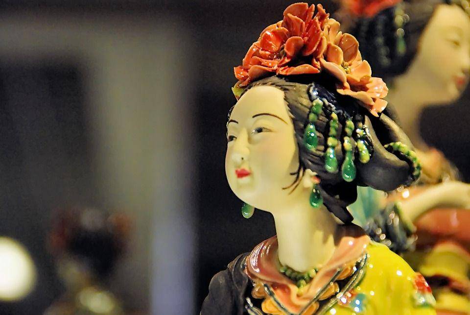 ilustrasi budaya asing (Pixabay.com/DEZALB)