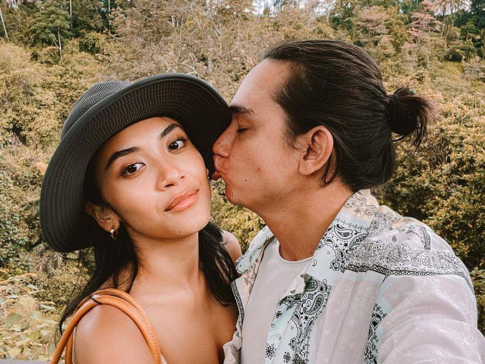 Adipati Dolken dan Canti Tachril (instagram.com/adipati)