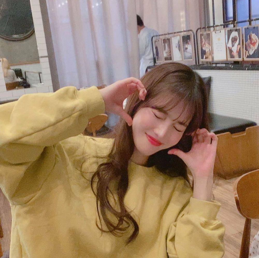 Yang Hye Ji (instagram.com/hazzisss)