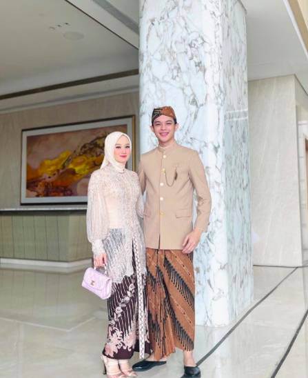 Persahabatan Dinda Hauw dan Leslar (instagram.com/dindahw)
