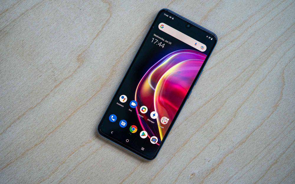 Vivo V21 5G (canbuyornot.com)