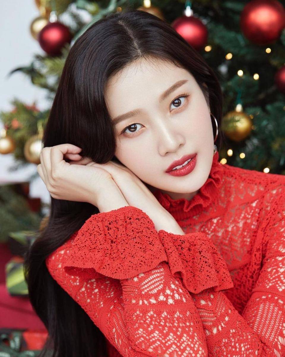 Joy Red Velvet (Instagram.com/_imyour_joy)