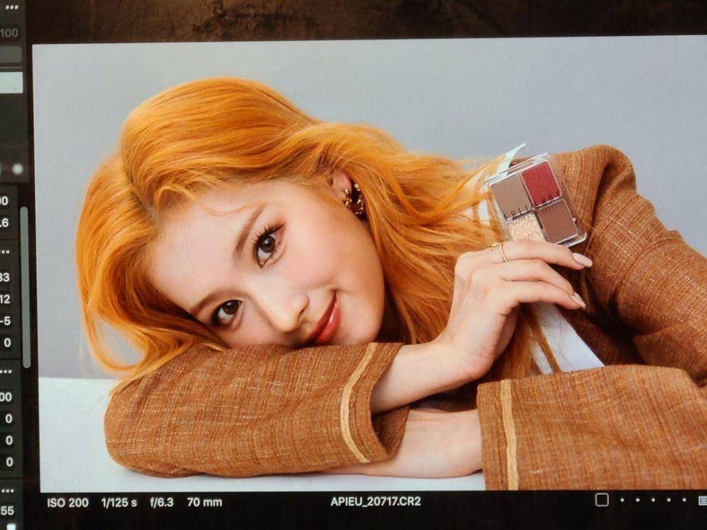 Sana TWICE (instagram.com/twicetagram)