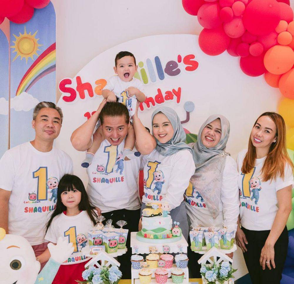 keluarga Roger Danuarta dan Cut Meyriska (instagram.com/cutratumeyriska)