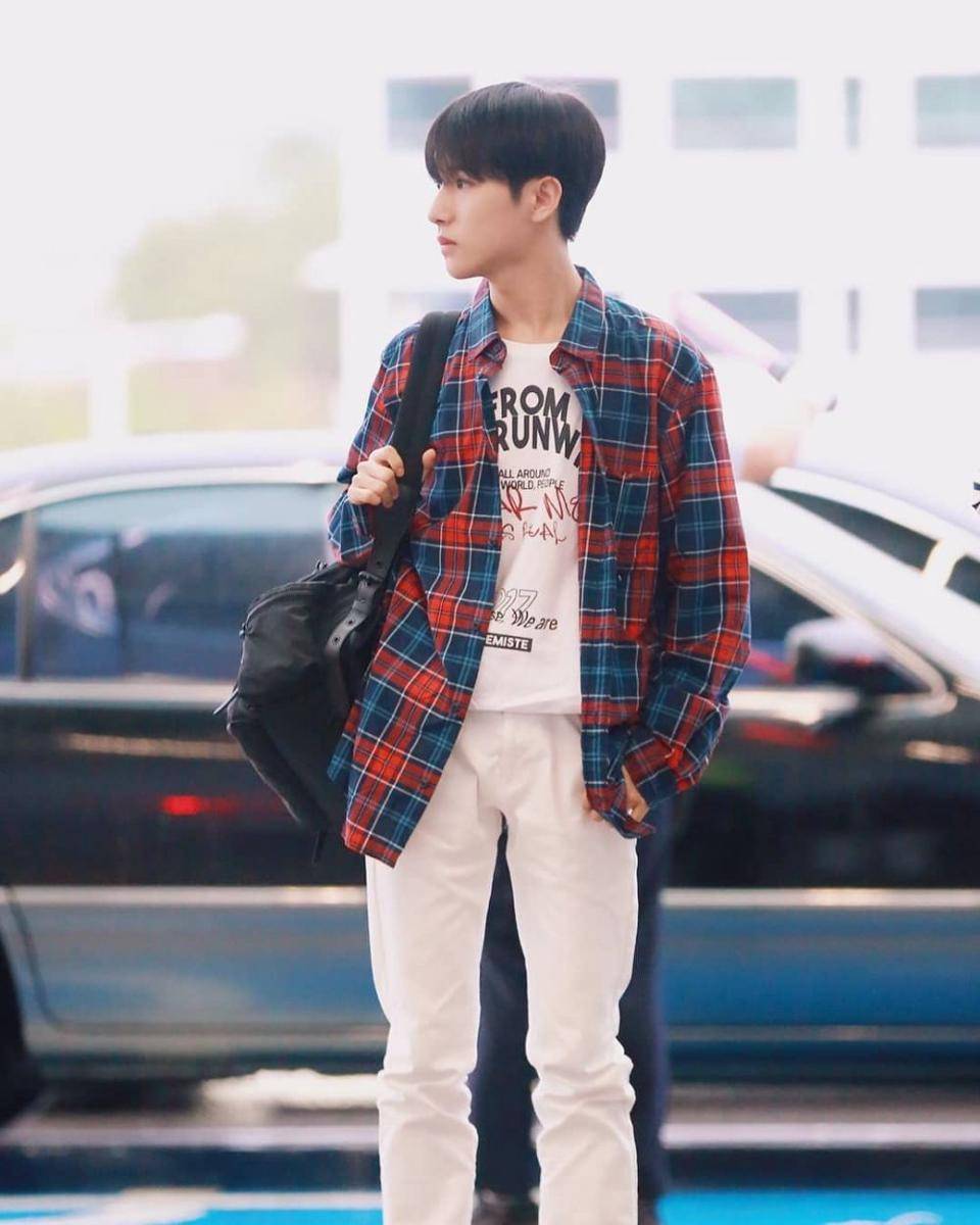 Outer ala Renjun NCT Dream (instagram.com/nctrenjunn)