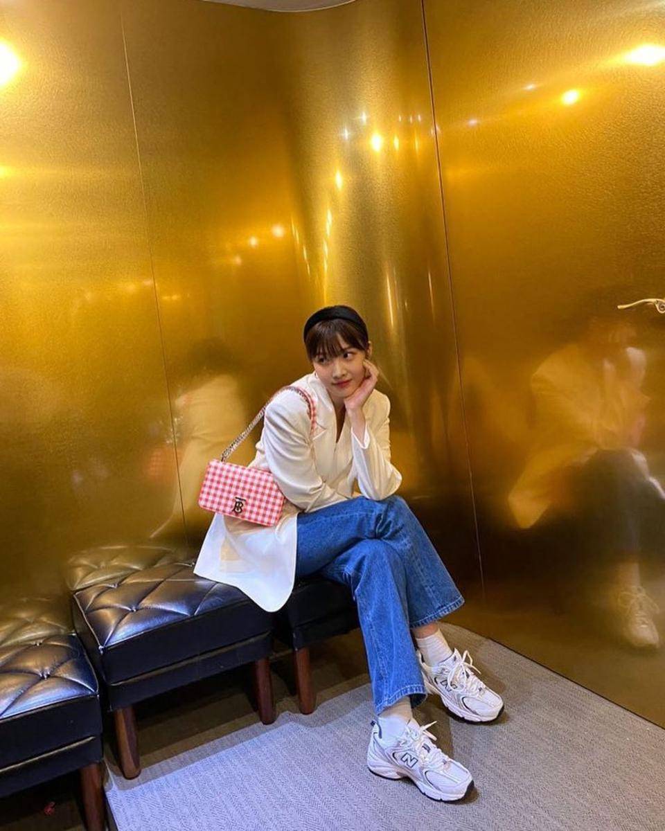 Outfit warna putih Joy (instagram.com/_imyour_joy)
