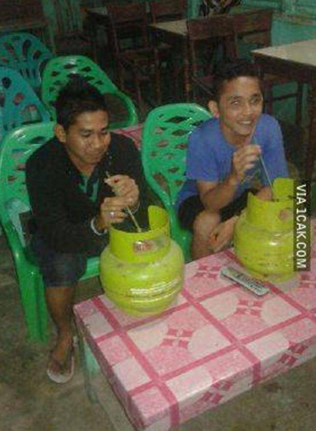 Belanja di warung (1cak.com)