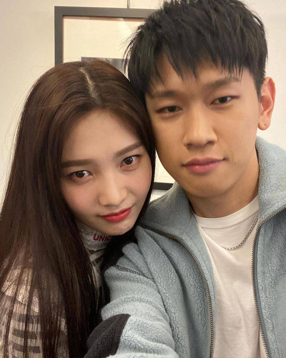 Joy Red Velvet dan Crush (instagram.com/crush9244)