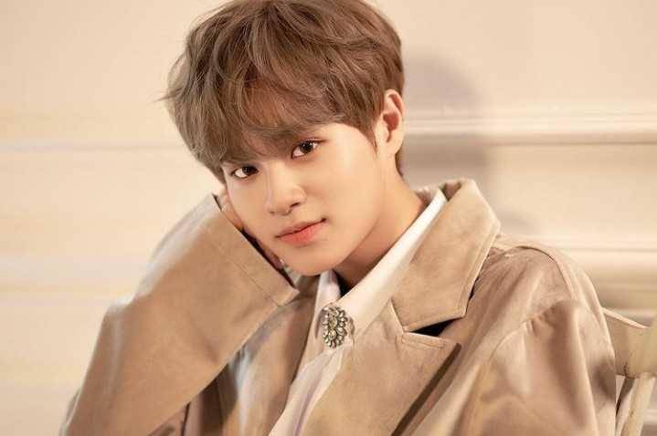 Lee Daehwi AB6IX (instagram.com/lee.daehwi)