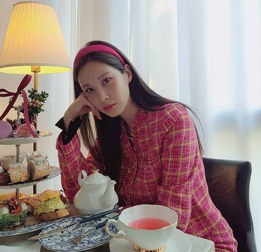 Seohyun SNSD (instagram.com/seojuhyun_s)