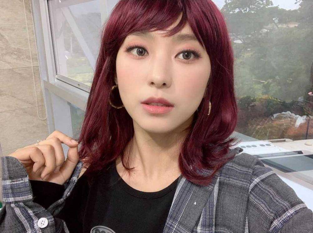 Bora eks SISTAR (instagram.com/borabora_sugar)
