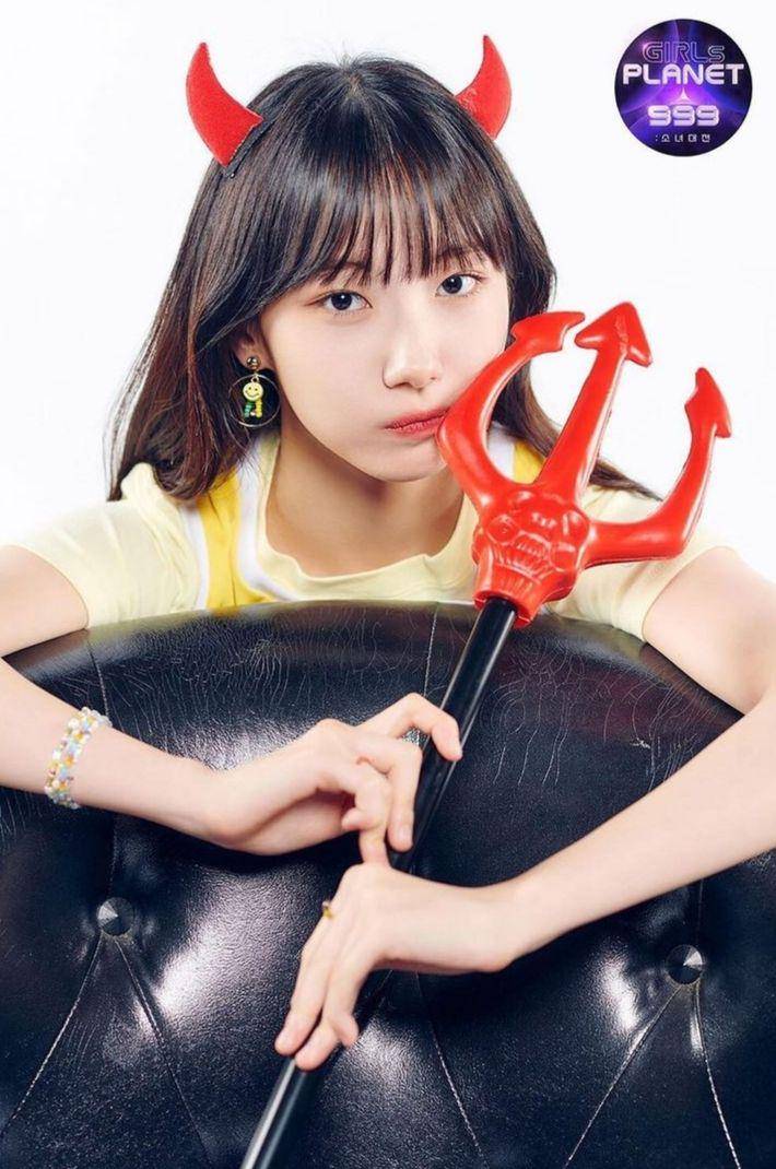 Seo Young Eun (instagram.com/girlsplanet999)