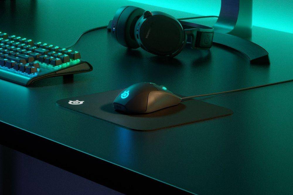 mouse pad SteelSeries QcK (steelseries.com)