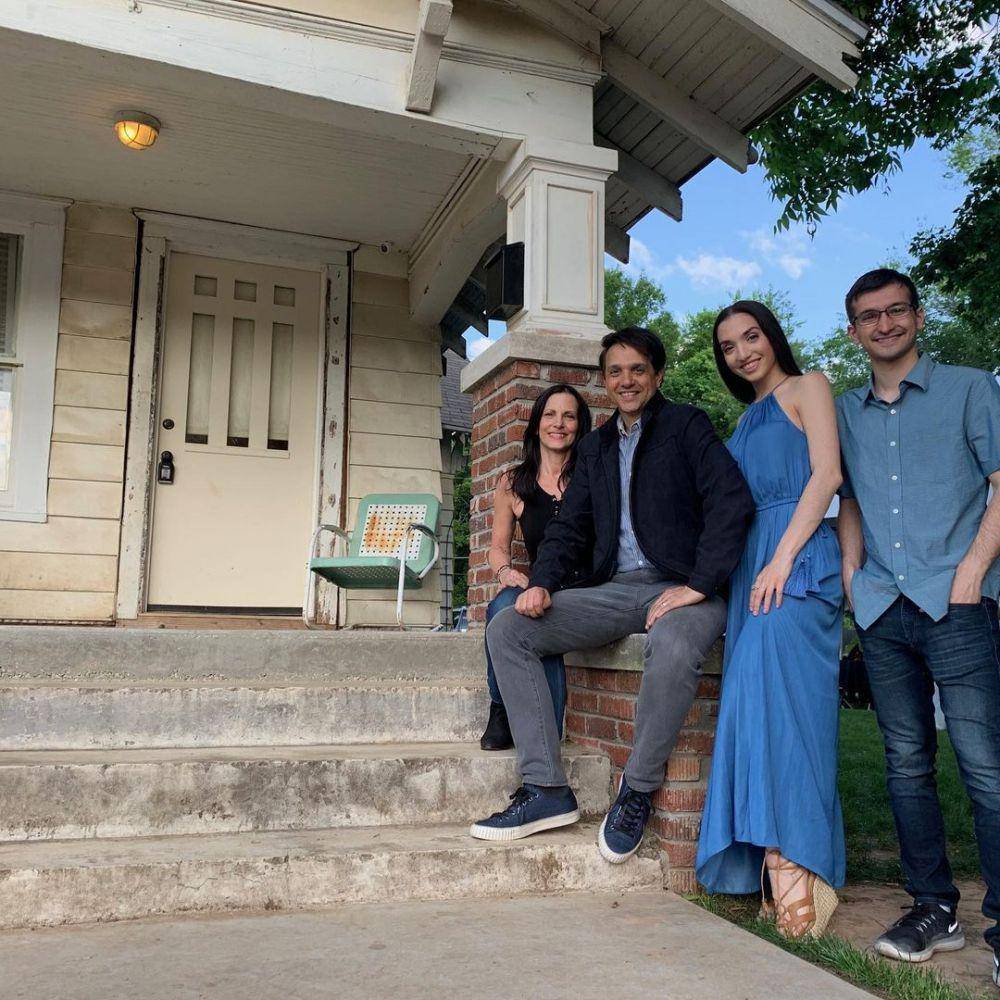 Ralph Macchio dan keluarga (instagram.com/ralph_macchio)