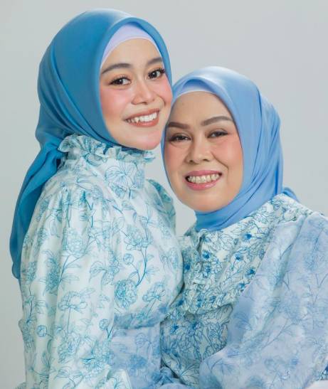 Kebersamaan Lesti Kejora dan mama (instagram.com/mamah_redi)