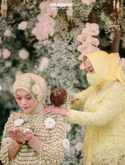 Kebersamaan Lesti Kejora dan mama (instagram.com/mamah_redi)