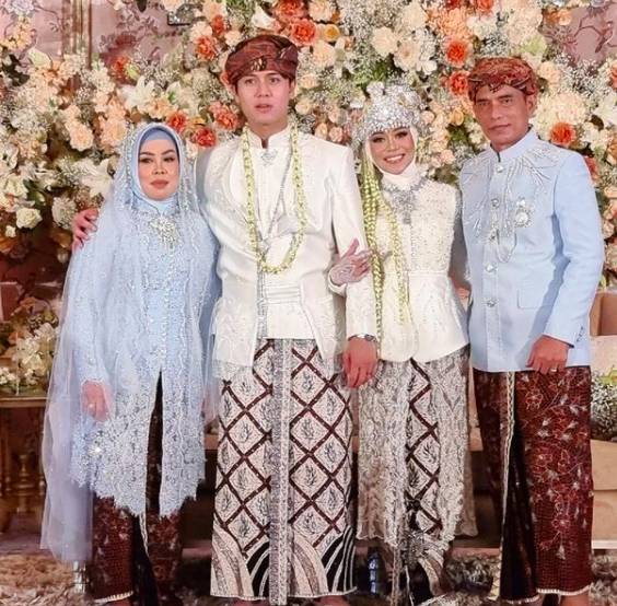 Kebersamaan Lesti Kejora dan mama (instagram.com/mamah_redi)