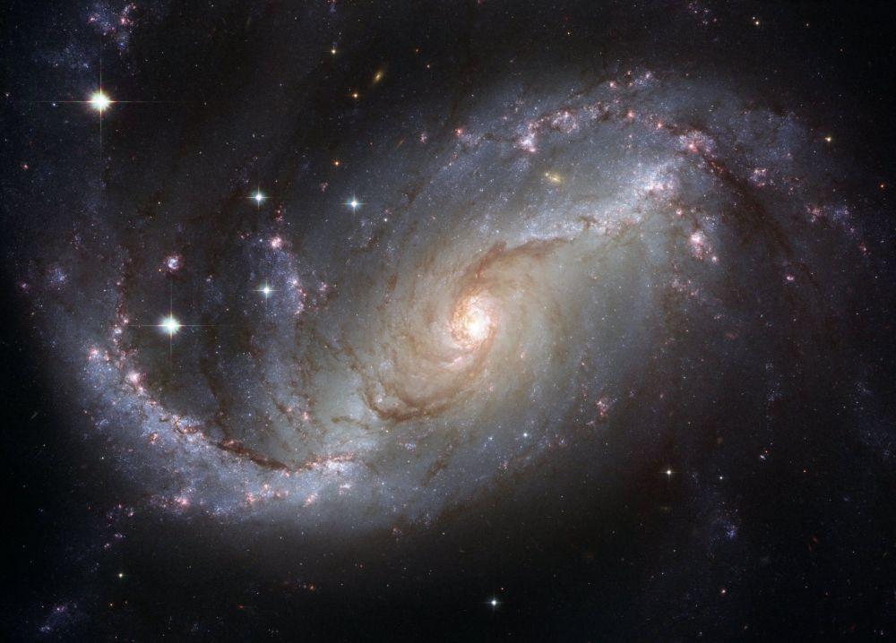 Seberapa Besar Black Hole itu? Yuk, Ketahui Faktanya!