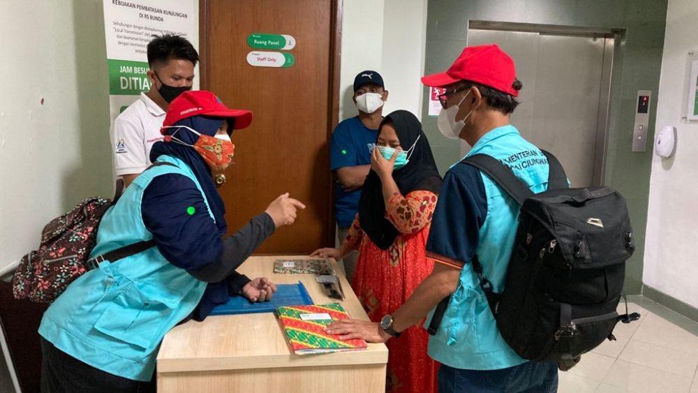 Sedang Hamil 5 Bulan, Korban Lift Jatuh di Mal Margo City Trauma