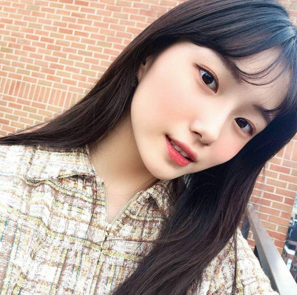 Seo Young Eun (instagram.com/biscuitent_official)