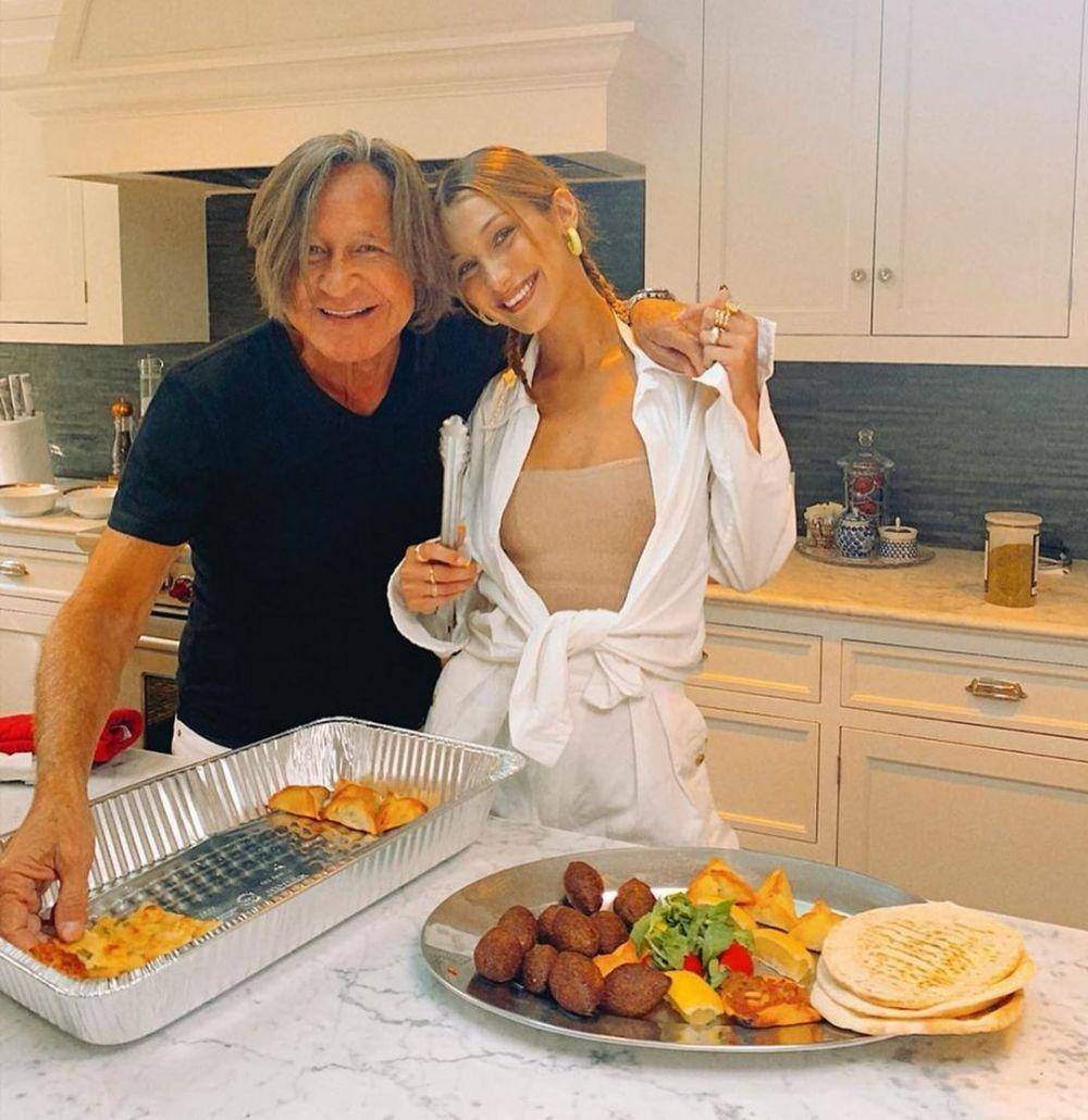 Bella dan Mohamed Hadid (instagram.com/bellahadid)