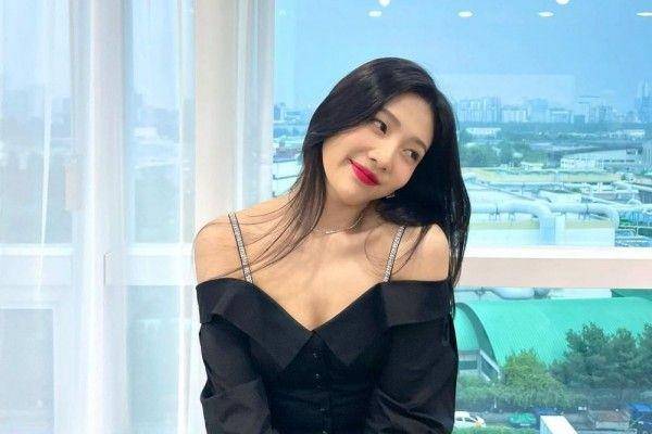 Joy Red Velvet (Instagram.com/_imyour_joy)