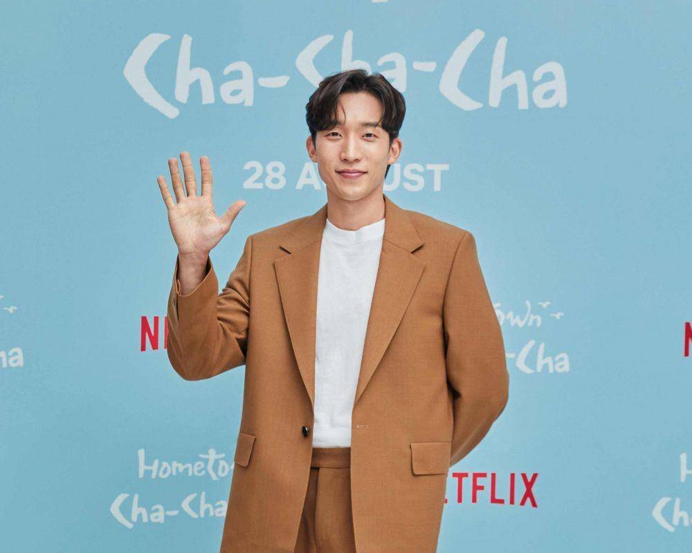 Press Conference drama Hometown Cha-Cha-Cha [24/682021] (dok. Netflix/Hometown Cha-Cha-Cha/)