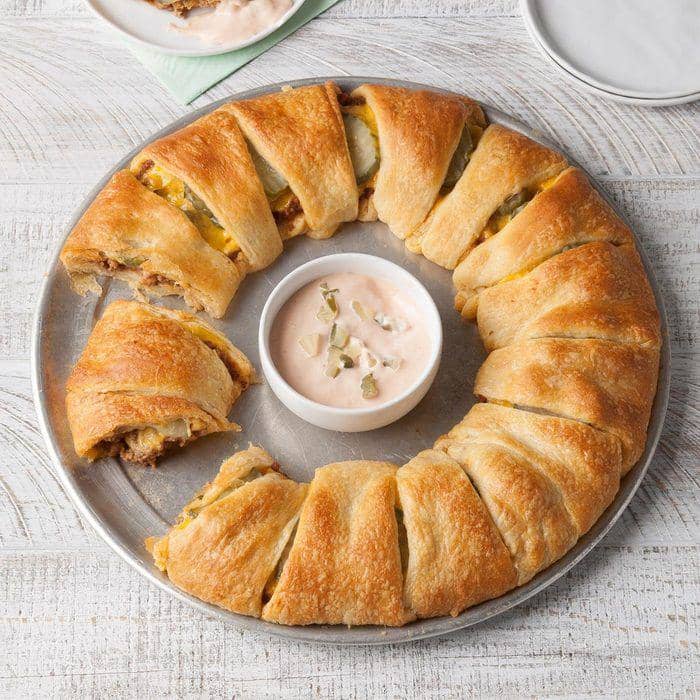 ilustrasi cheeseburger crescent ring (tasteofhome.com/Taste of Home)