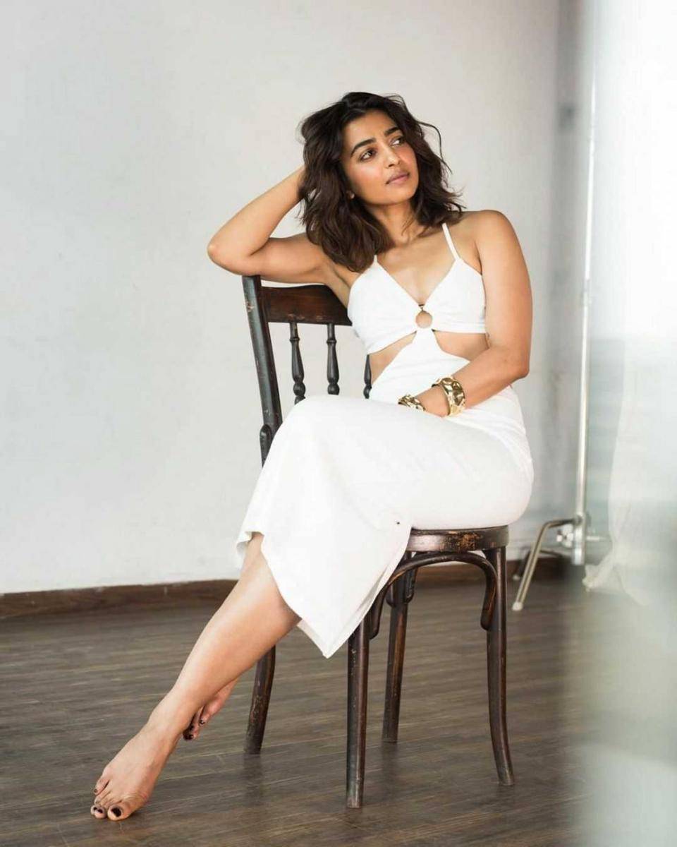 potret Radhika Apte (instagram.com/radhikaofficial)