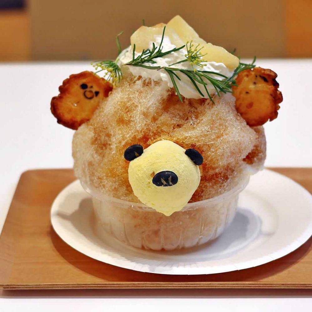 Kakigori (instagram.com/kyon_tokiiro)